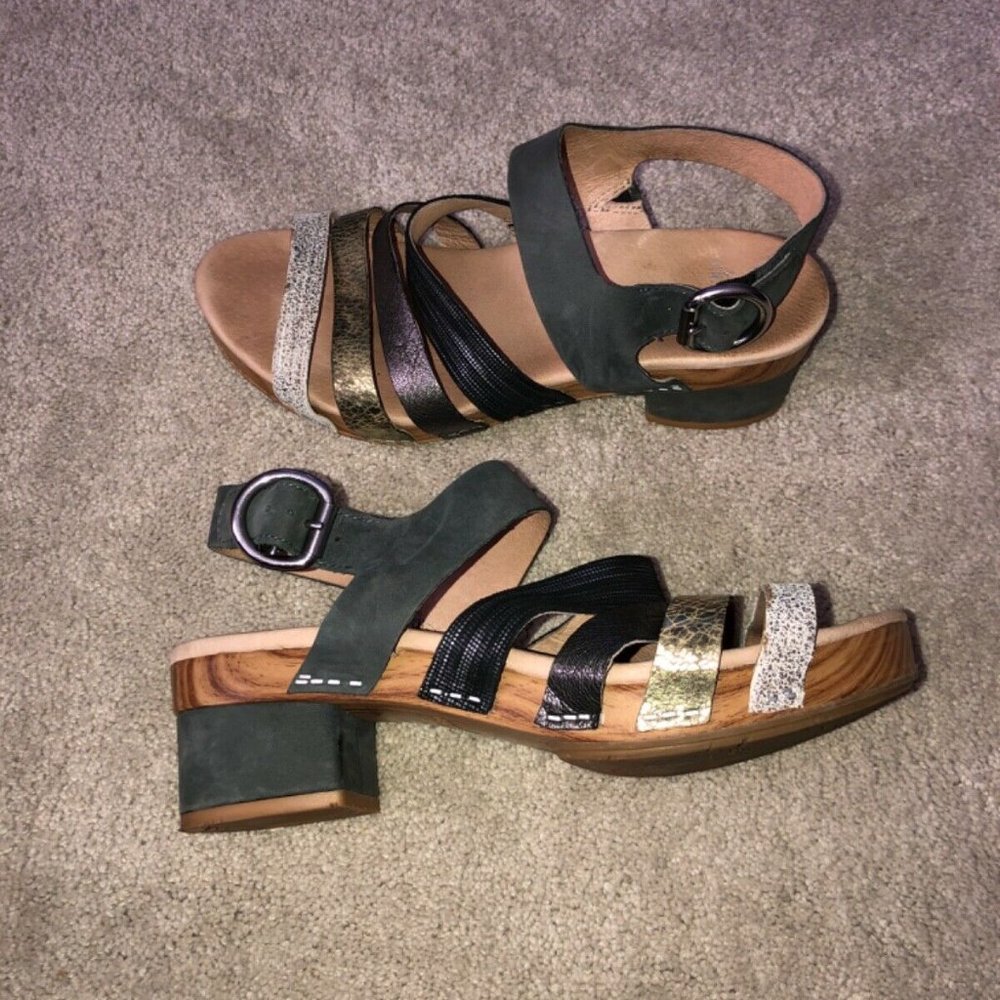 Dansko Sandals Size 39 Women’s US size 8 Gray Black gold silver